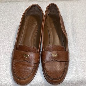 Tory Burch Loafers/Size 7.5/EUC/Dust bag  included